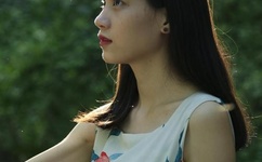 扒开腿挺进湿润的花苞